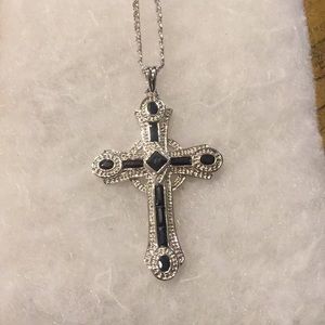 Pendant cross necklace